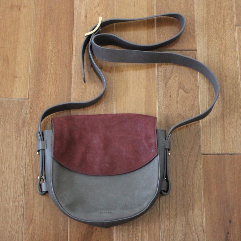 Skagen‎ Lobelle Leather Saddle Crossbody Fold Over Purse Bag Gray Burgundy Red